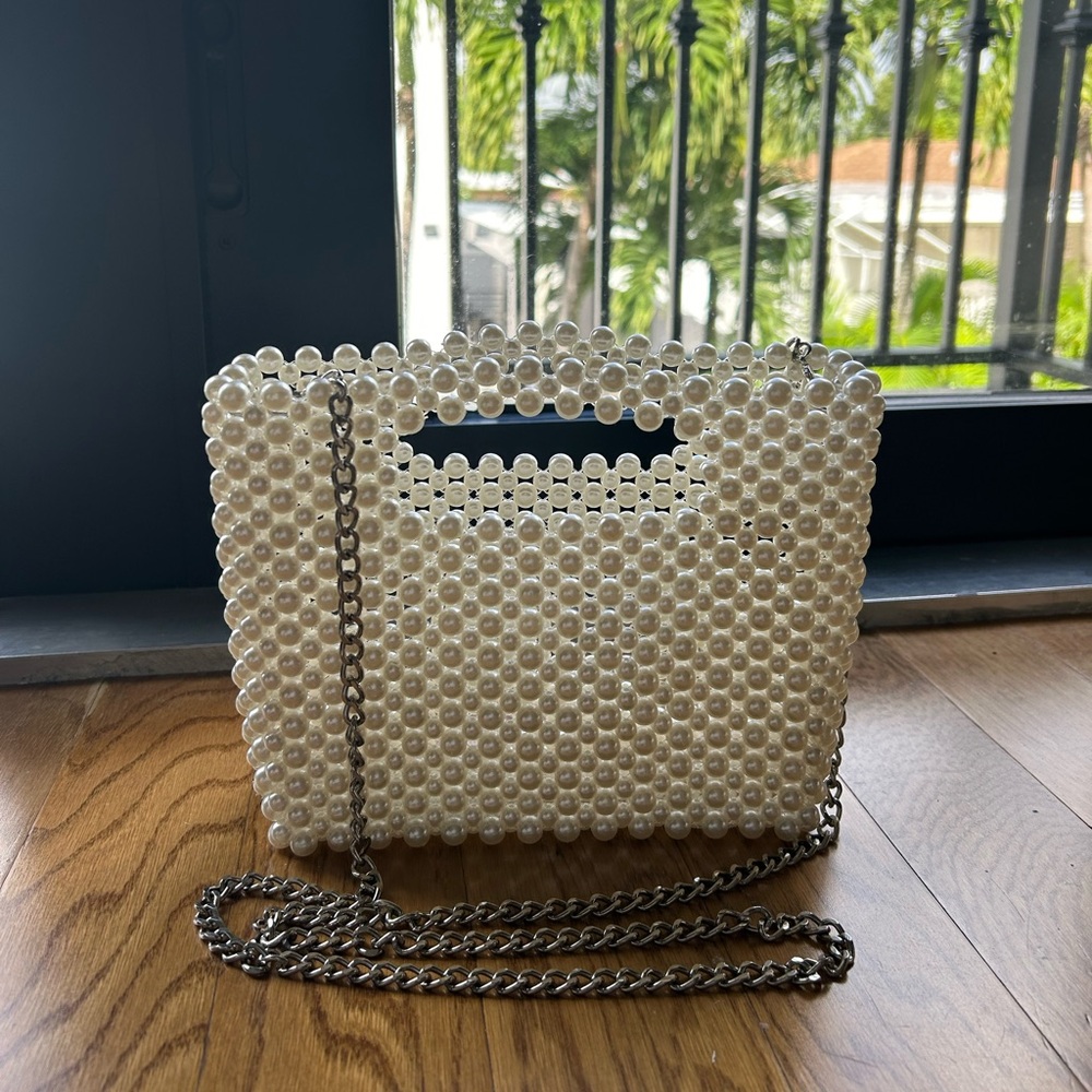Dulce Vida Pearl Purse